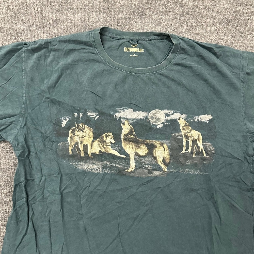 Outdoor Life T-Shirt Mens Size L Green Wolf Graphic Nature Short Sleeve Crewneck